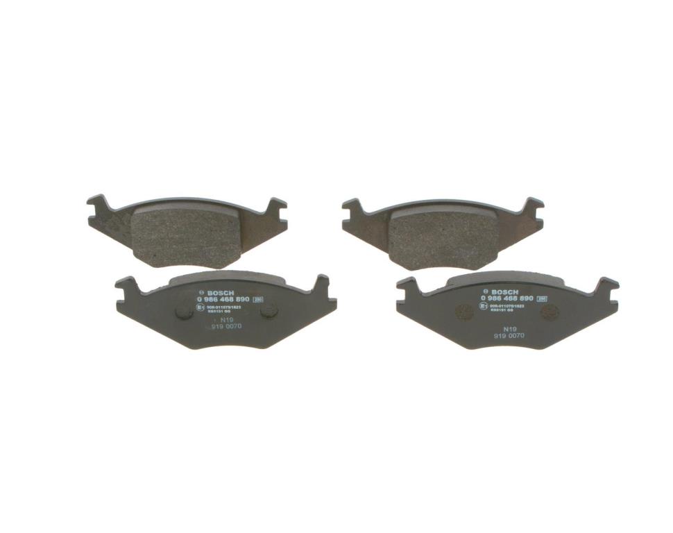 Jeu de 4 plaquettes de frein BOSCH ref. 0 986 468 890