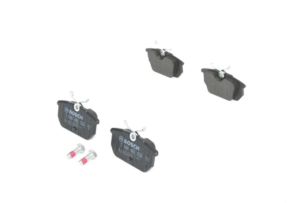 Jeu de 4 plaquettes de frein BOSCH ref. 0 986 491 030