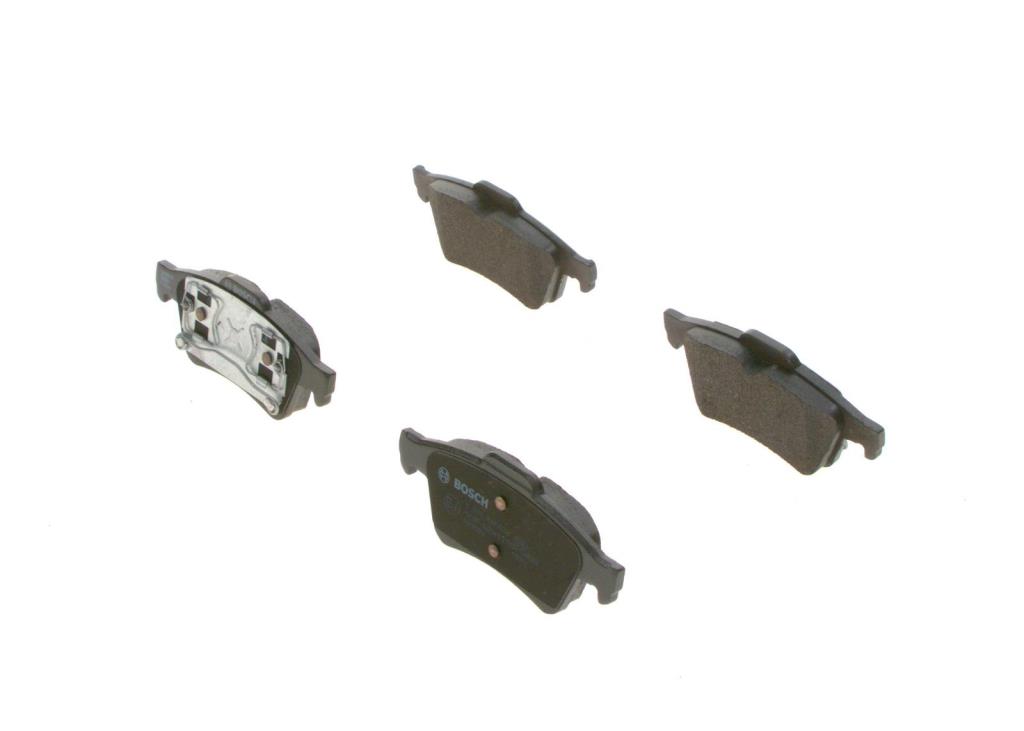 Jeu de 4 plaquettes de frein BOSCH ref. 0 986 494 032