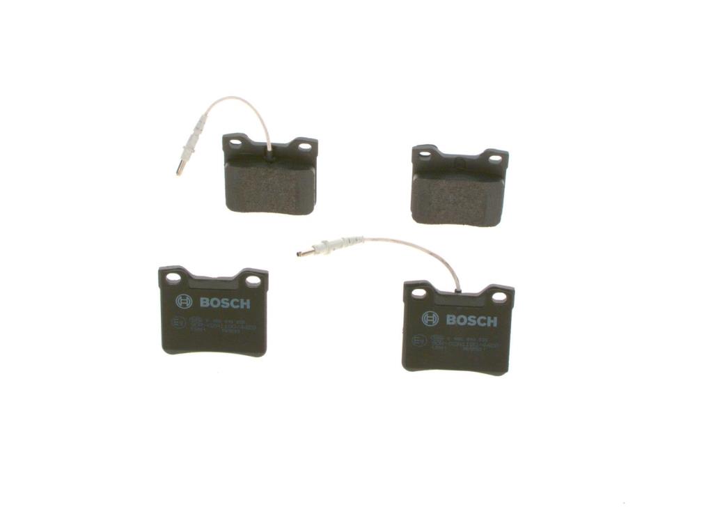 Jeu de 4 plaquettes de frein BOSCH ref. 0 986 494 055
