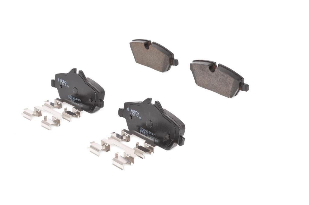 Jeu de 4 plaquettes de frein BOSCH ref. 0 986 494 588