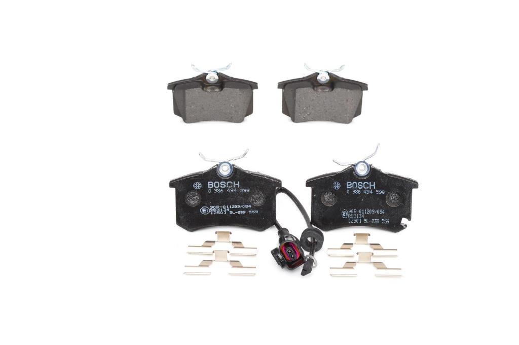 Jeu de 4 plaquettes de frein BOSCH ref. 0 986 494 598