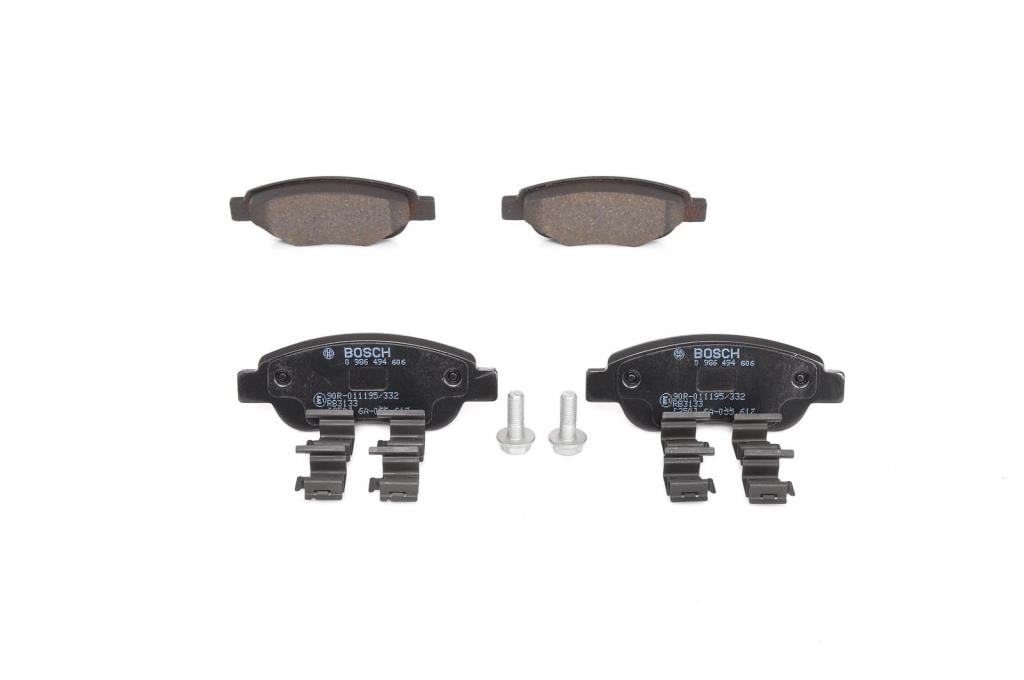 Jeu de 4 plaquettes de frein BOSCH ref. 0 986 494 606