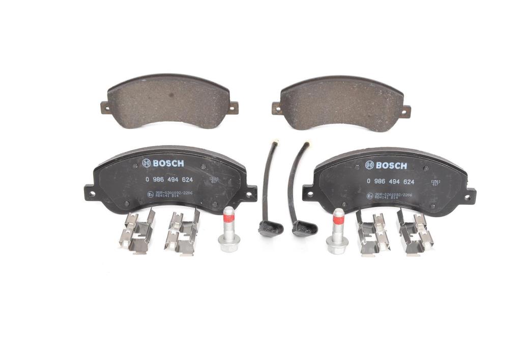 Jeu de 4 plaquettes de frein BOSCH ref. 0 986 494 624