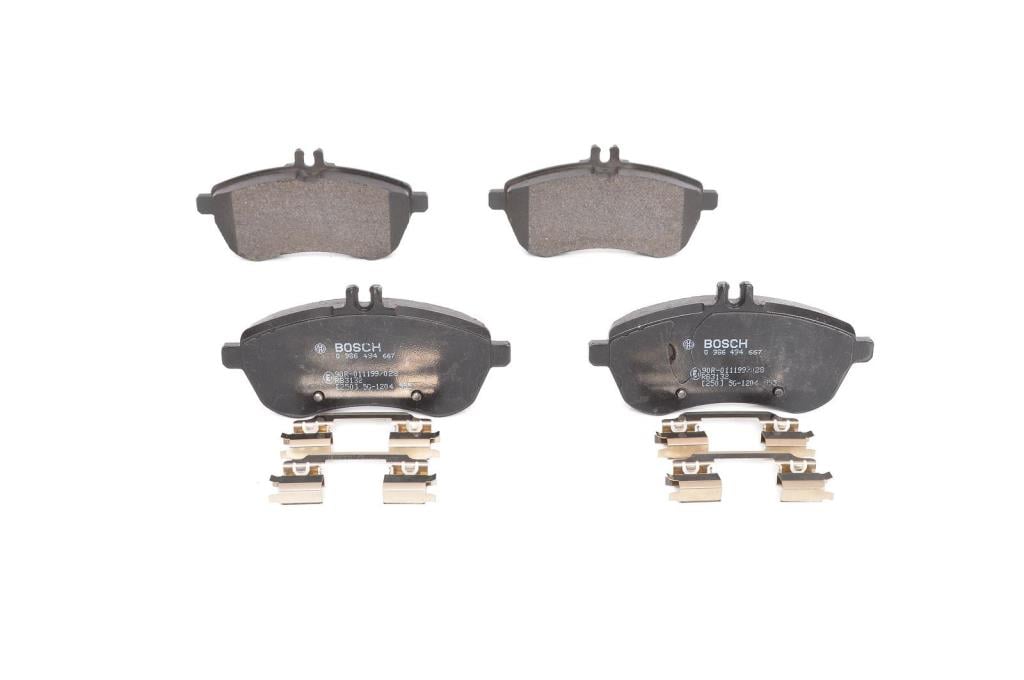 Jeu de 4 plaquettes de frein BOSCH ref. 0 986 494 667