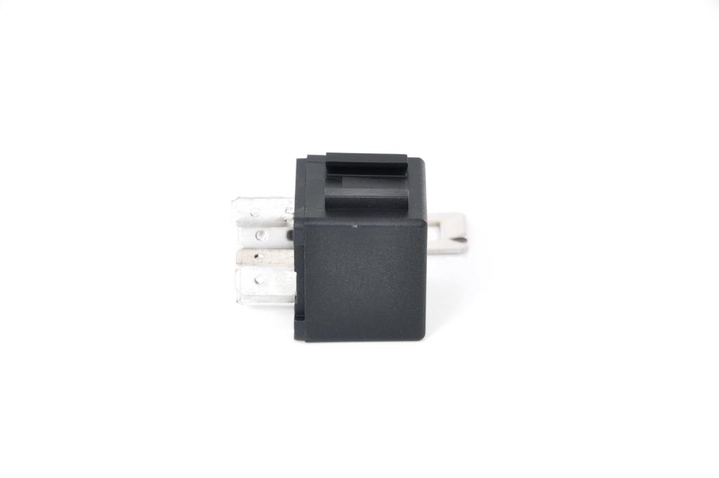 Relais BOSCH 0 986 AH0 622
