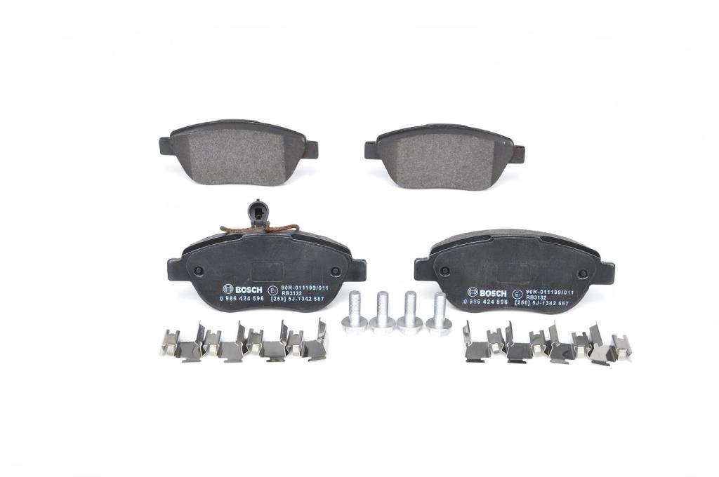 Jeu de 4 plaquettes de frein BOSCH ref. 0 986 424 596