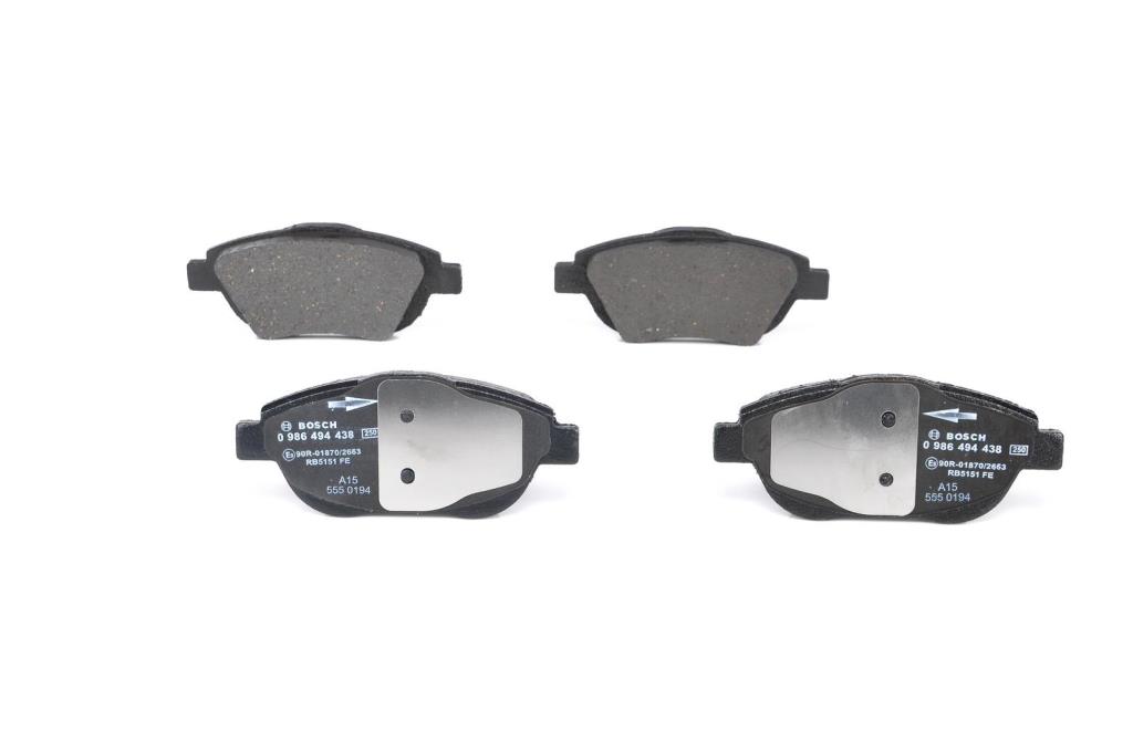 Jeu de 4 plaquettes de frein BOSCH ref. 0 986 494 438