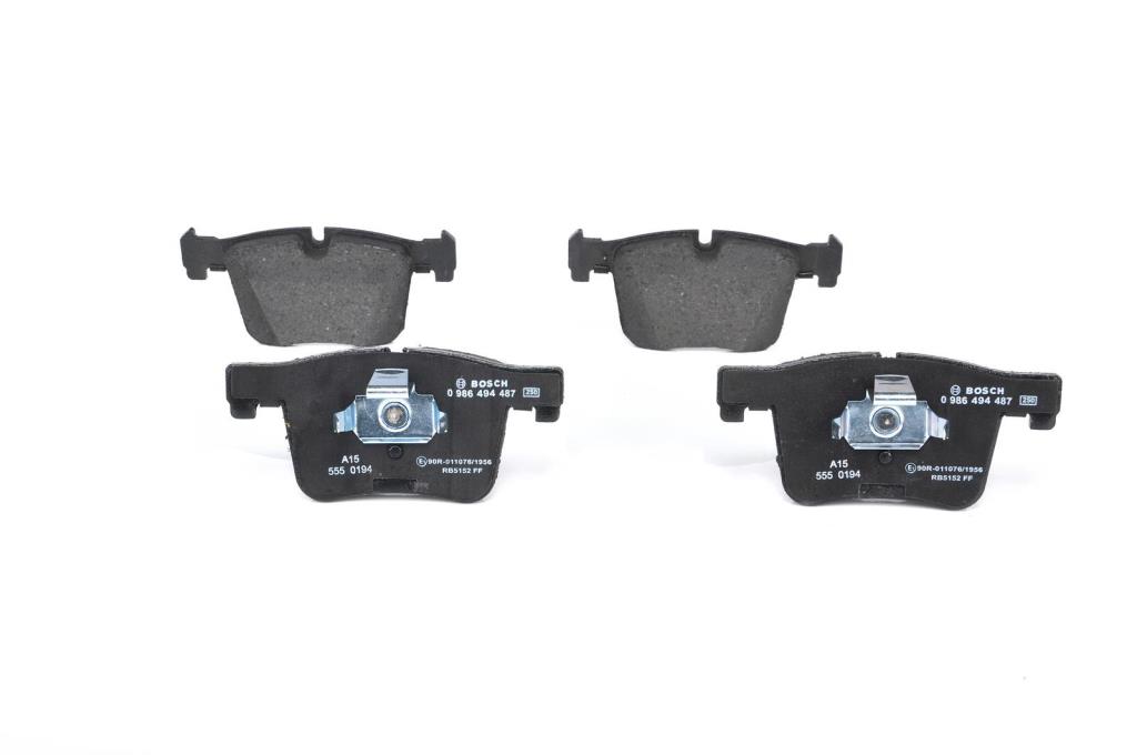 Jeu de 4 plaquettes de frein BOSCH ref. 0 986 494 487