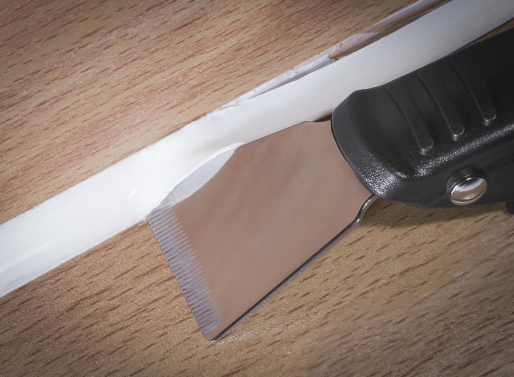 Cutter sécurisé BGS DIY 85208