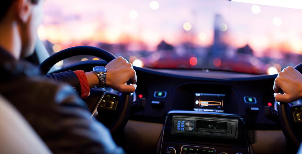 Autoradio MUSE M-199 DAB