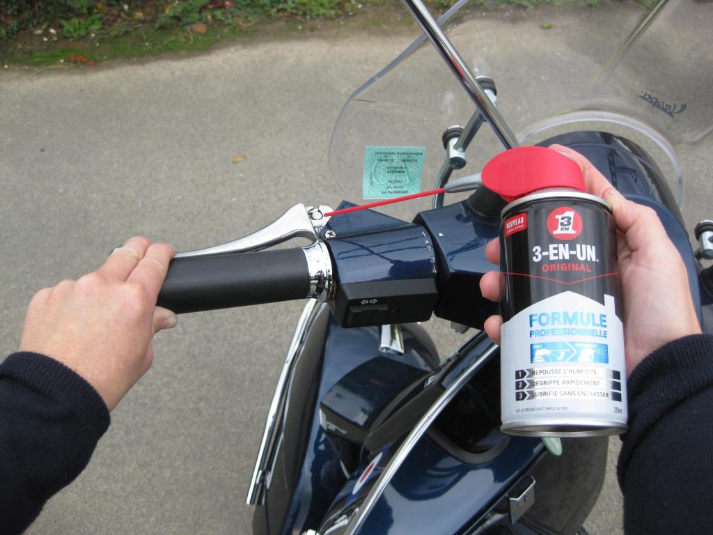 Dégrippant-Lubrifiant 3-EN-UN Aérosol Huile formule Pro Double Spray 250 ml - ref. 33051/10