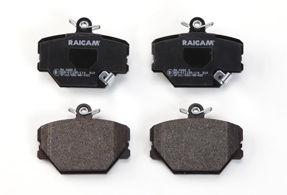 Jeu de 4 plaquettes de frein Raicam RA.0682.0