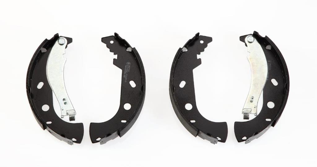 Jeu de 4 mâchoires de frein Raicam RA27240