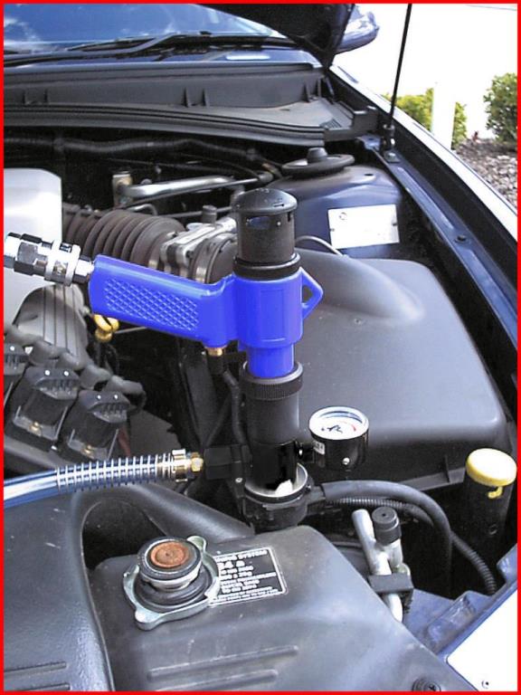 Appareil de remplissage de circuit de refroidissement KS TOOLS ref. 150.2070