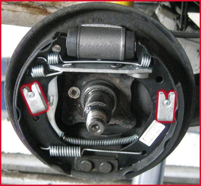 Pince pour ressort des garnitures de freins à tambours KS TOOLS 150.2214