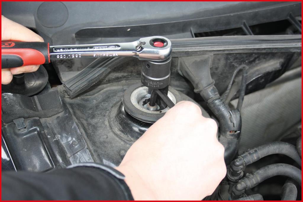 Douille rotule KS TOOLS ref. 150.9493
