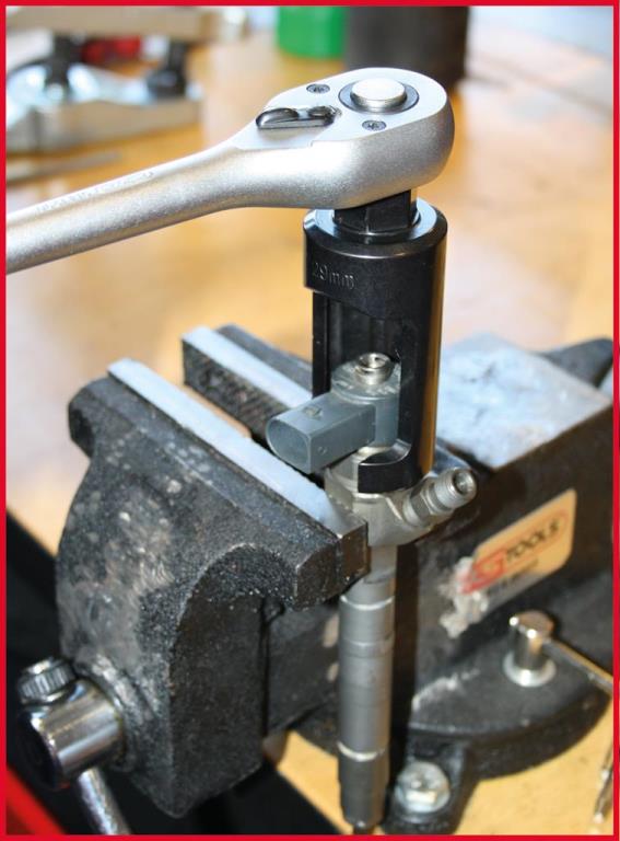 Extracteur d'injecteur KS TOOLS ref. 152.1196