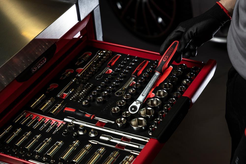 Coffret mixte cliquets et douilles KS TOOLS 711.1011