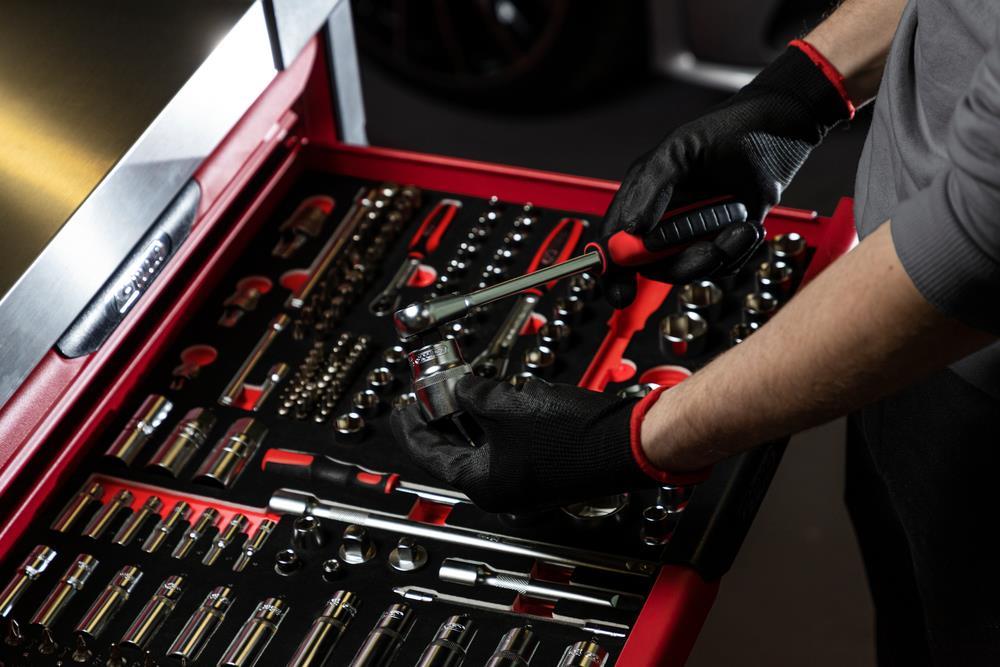 Coffret mixte cliquets et douilles KS TOOLS 711.1011