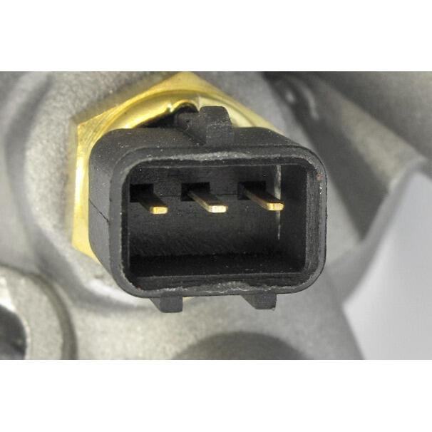 Bride de liquide de refroidissement ACKOJA A52-0754
