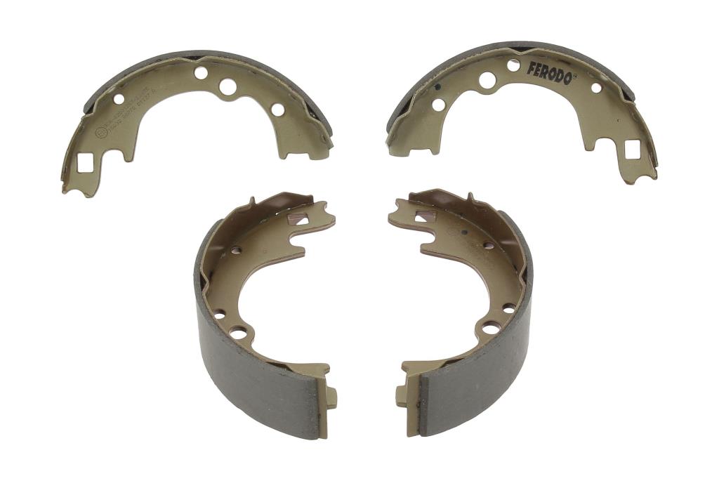 Jeu de 4 mâchoires de frein (Garniture de frein à tambour) FERODO FSB613