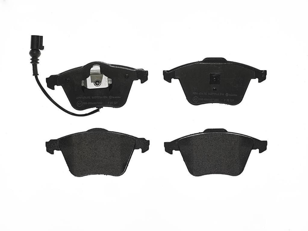 Jeu de 4 plaquettes de frein BREMBO ref. P 85 129