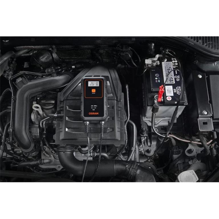 Chargeur de batterie de voiture ((de 6 à 12 V, et câbles)) OSRAM ref. OEBCS908
